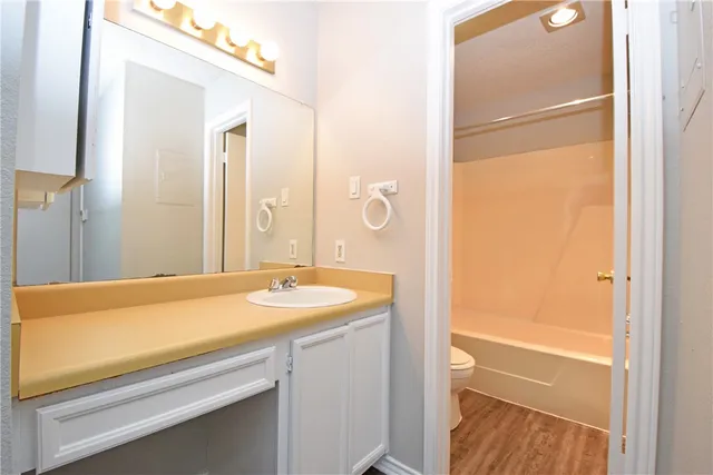 $1,650 | 1000 King Albert Street, Unit A, Austin, TX 78745