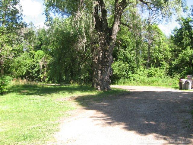 6625 Lakeshore Road Lexington, MI 48450 - Photo 23 of 27