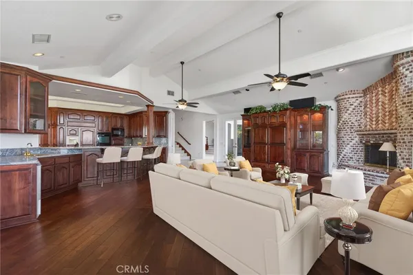 $2,190,000 | 6872 Chartwell Drive, Riverside, CA 92506