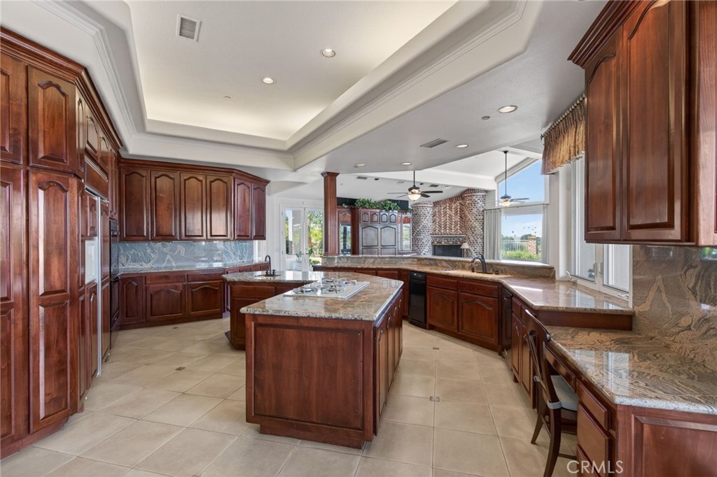 6872 Chartwell Drive Riverside, CA 92506 - Photo 32 of 75