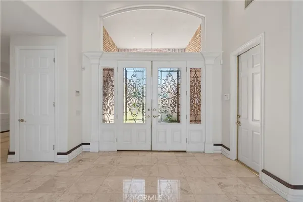 $2,190,000 | 6872 Chartwell Drive, Riverside, CA 92506