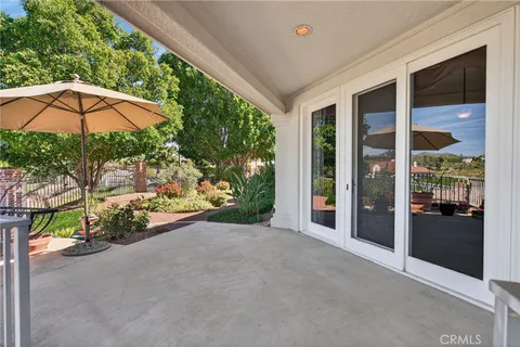$2,499,900 | 6872 Chartwell Drive, Riverside, CA 92506