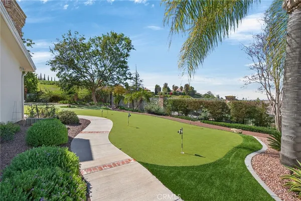 $2,190,000 | 6872 Chartwell Drive, Riverside, CA 92506