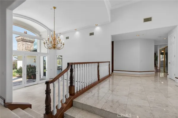 $2,190,000 | 6872 Chartwell Drive, Riverside, CA 92506