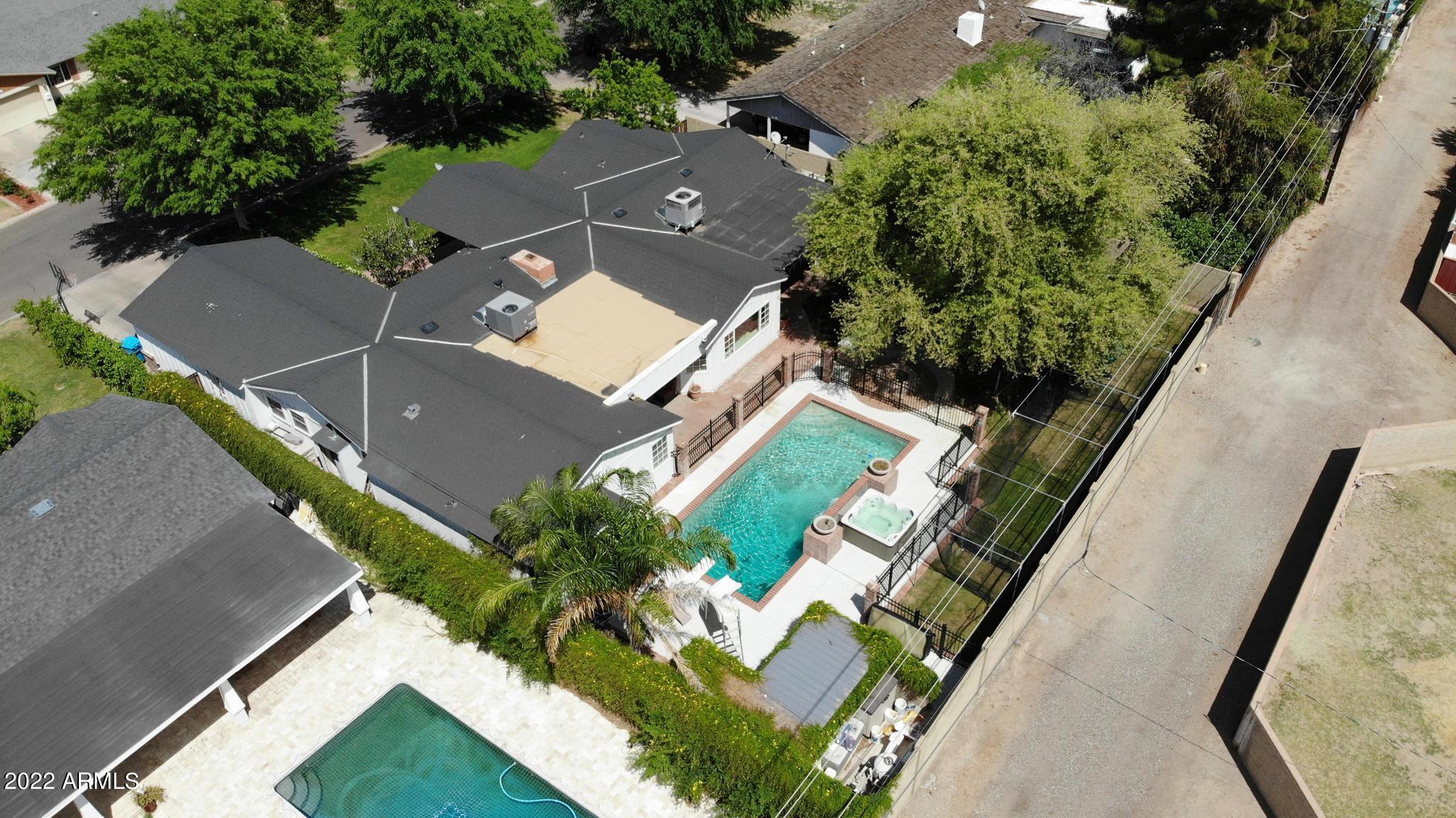 437 East Lamar Road Phoenix, AZ 85012 - Photo 49 of 51 DJI_0819