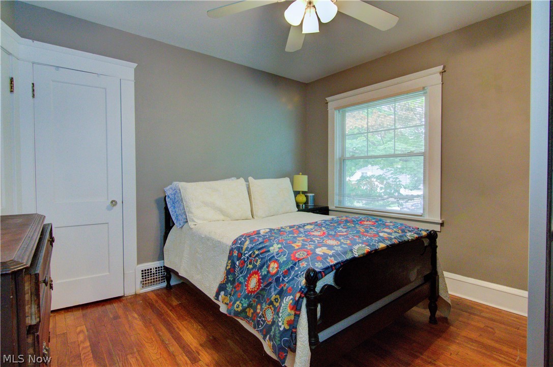 1687 Crest Road Cleveland Heights, OH 44121 - Photo 23 of 35