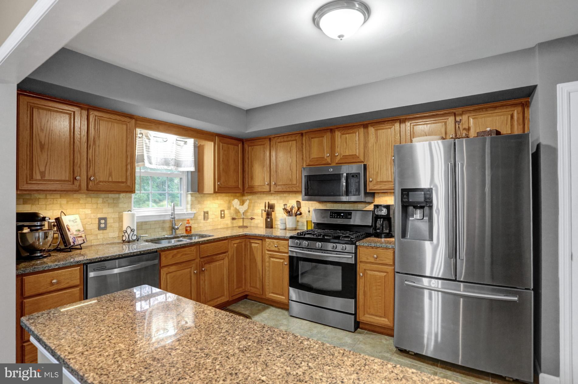 4382 Hillside Road Reading, PA 19606 - Photo 9 of 52 Gallery Image 9