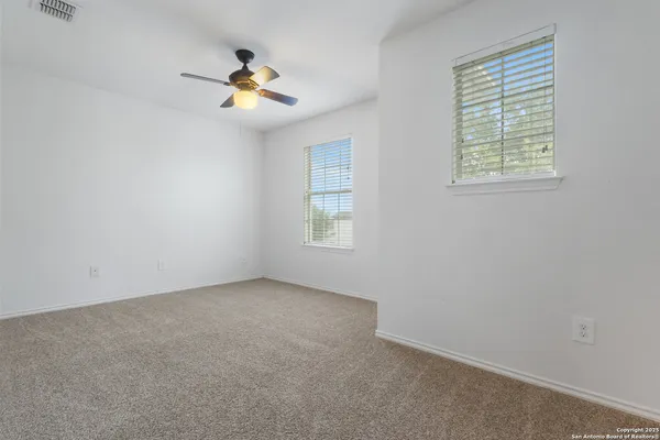 $1,800 | 9418 Madison Creek, Converse, TX 78109