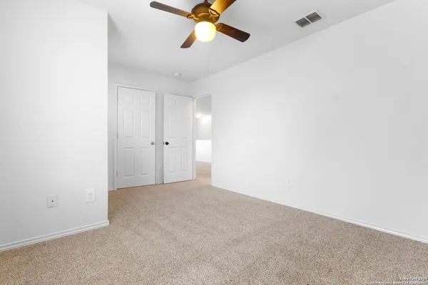 $1,800 | 9418 Madison Creek, Converse, TX 78109