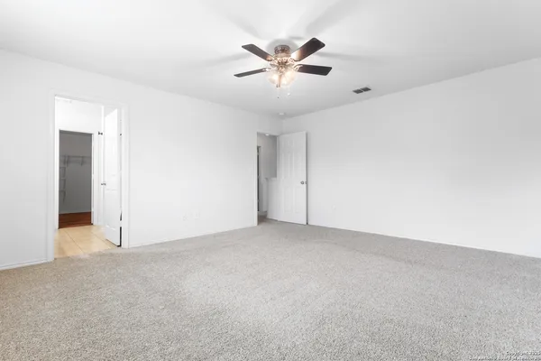 $1,800 | 9418 Madison Creek, Converse, TX 78109