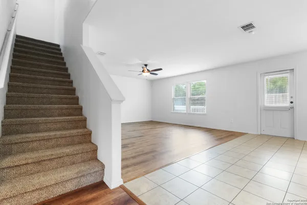 $1,800 | 9418 Madison Creek, Converse, TX 78109