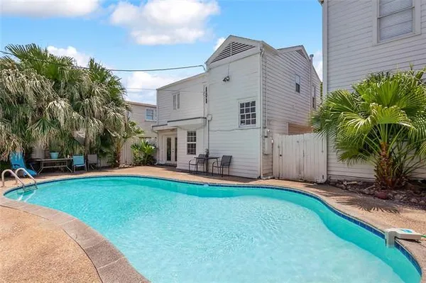 $2,000 | 5526 Hewes Street, New Orleans, LA 70125
