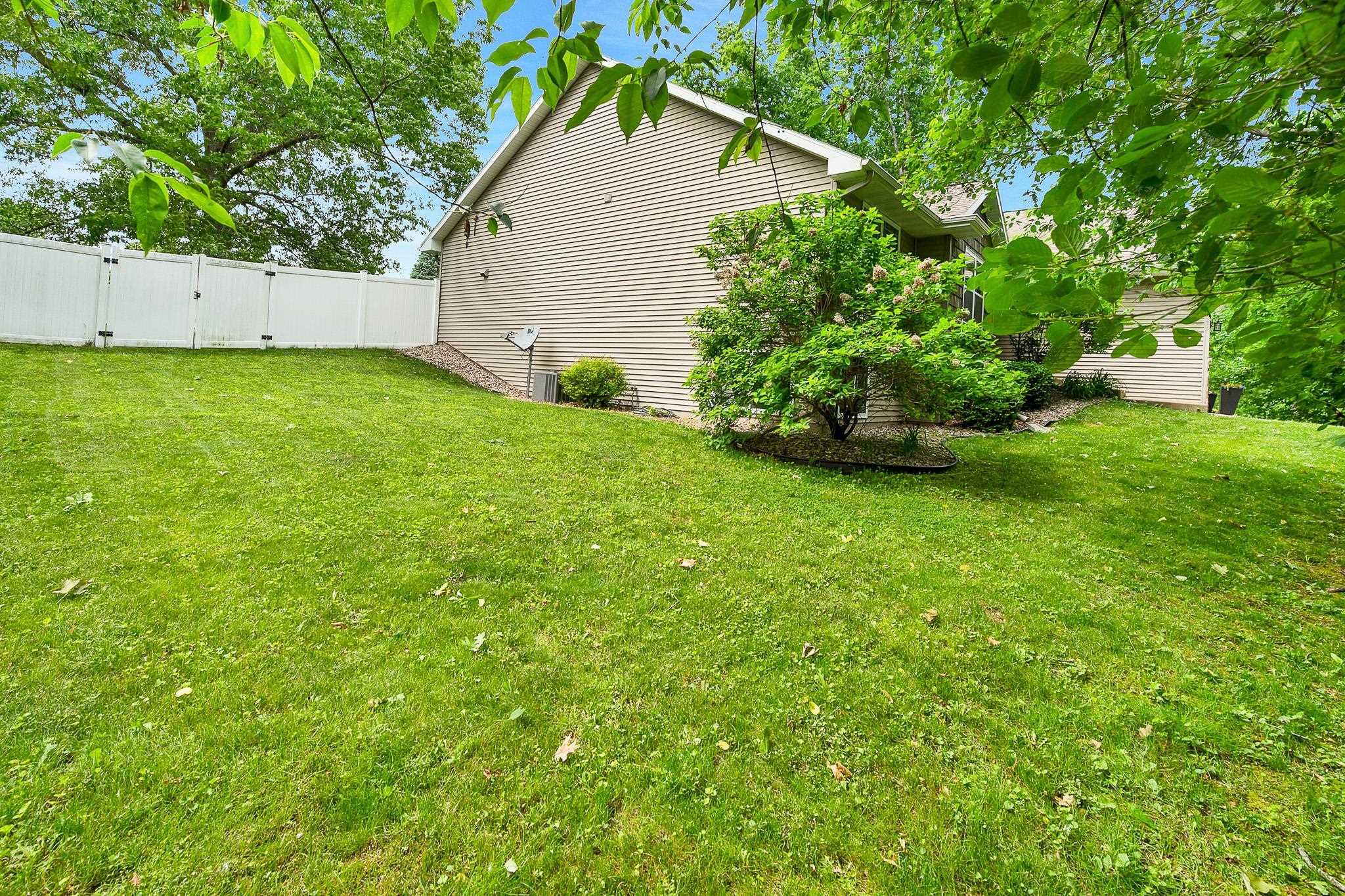 1014 Lacount Road Green Bay, WI 54313 - Photo 61 of 72