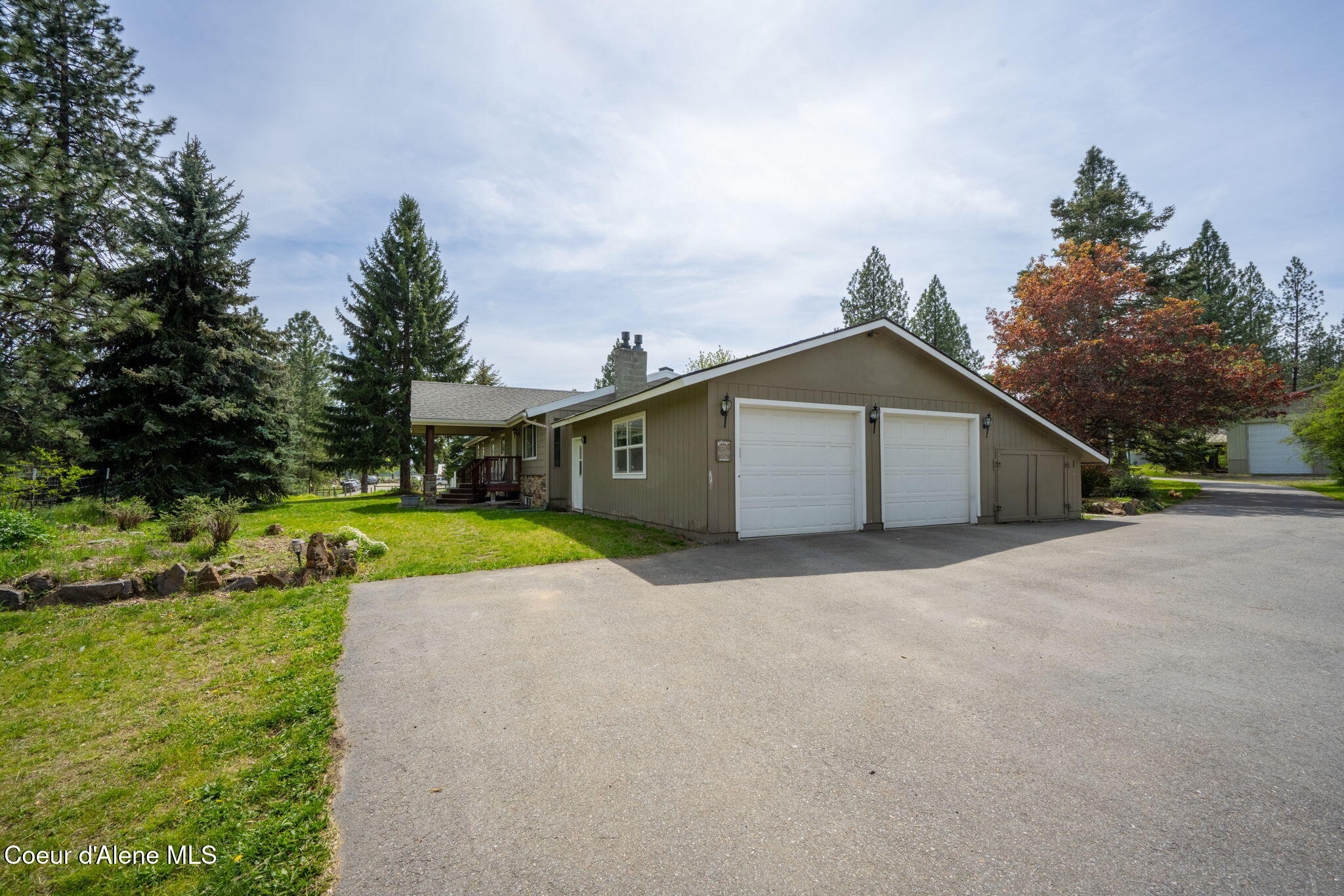 2087 East Glacier Road Hayden, ID 83835 - Photo 16 of 82 Driveway