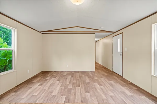 $1,250 | 202 South Trice Street, Unit 2, Willis, TX 77378