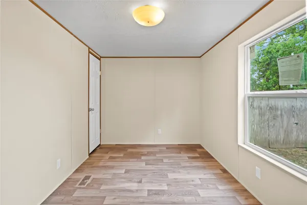 $1,250 | 202 South Trice Street, Unit 2, Willis, TX 77378