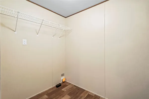 $1,250 | 202 South Trice Street, Unit 2, Willis, TX 77378