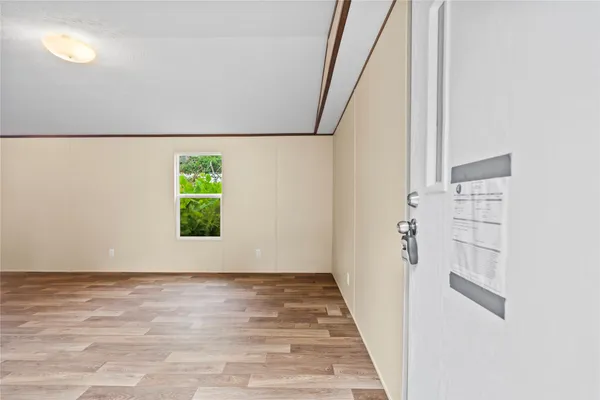 $1,250 | 202 South Trice Street, Unit 2, Willis, TX 77378