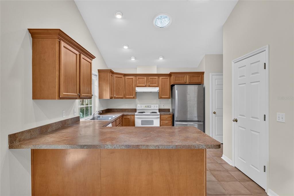 9437 Southwest 31st Lane Gainesville, FL 32608 - Photo 17 of 41