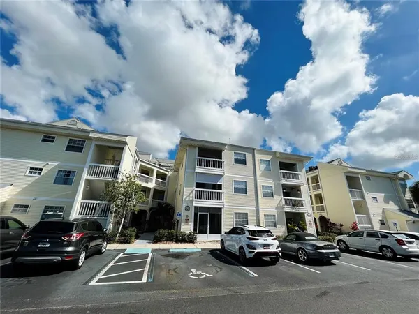 $1,900 | 6908 Stonesthrow Circle North, Unit 10208, St. Petersburg, FL 33710