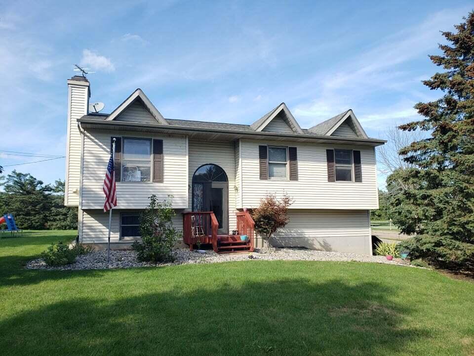 240449612_880725595918015_31538678917037