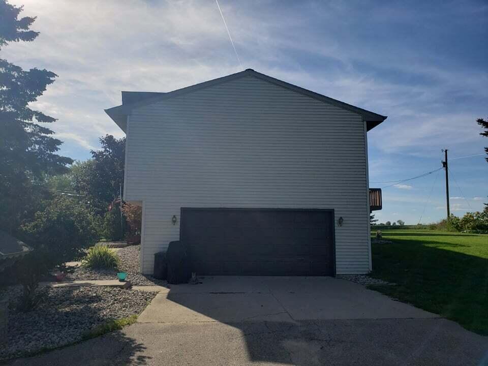 11319 East Stoney Creek Road Pewamo, MI 48873 - Photo 8 of 28 241495252_381101623605462_57355755942455