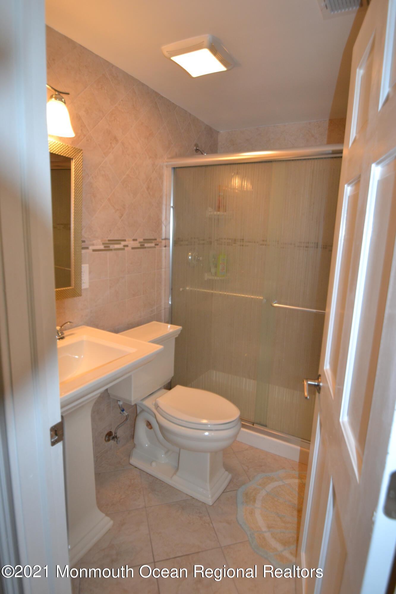 211 Washington Avenue Point Pleasant Beach, NJ 08742 - Photo 14 of 24 14