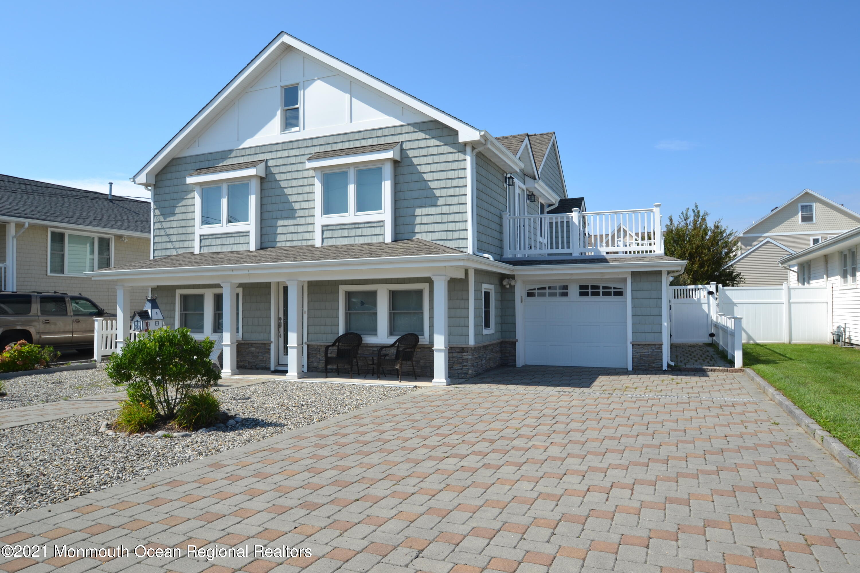 211 Washington Avenue Point Pleasant Beach, NJ 08742 - Photo 3 of 24 3