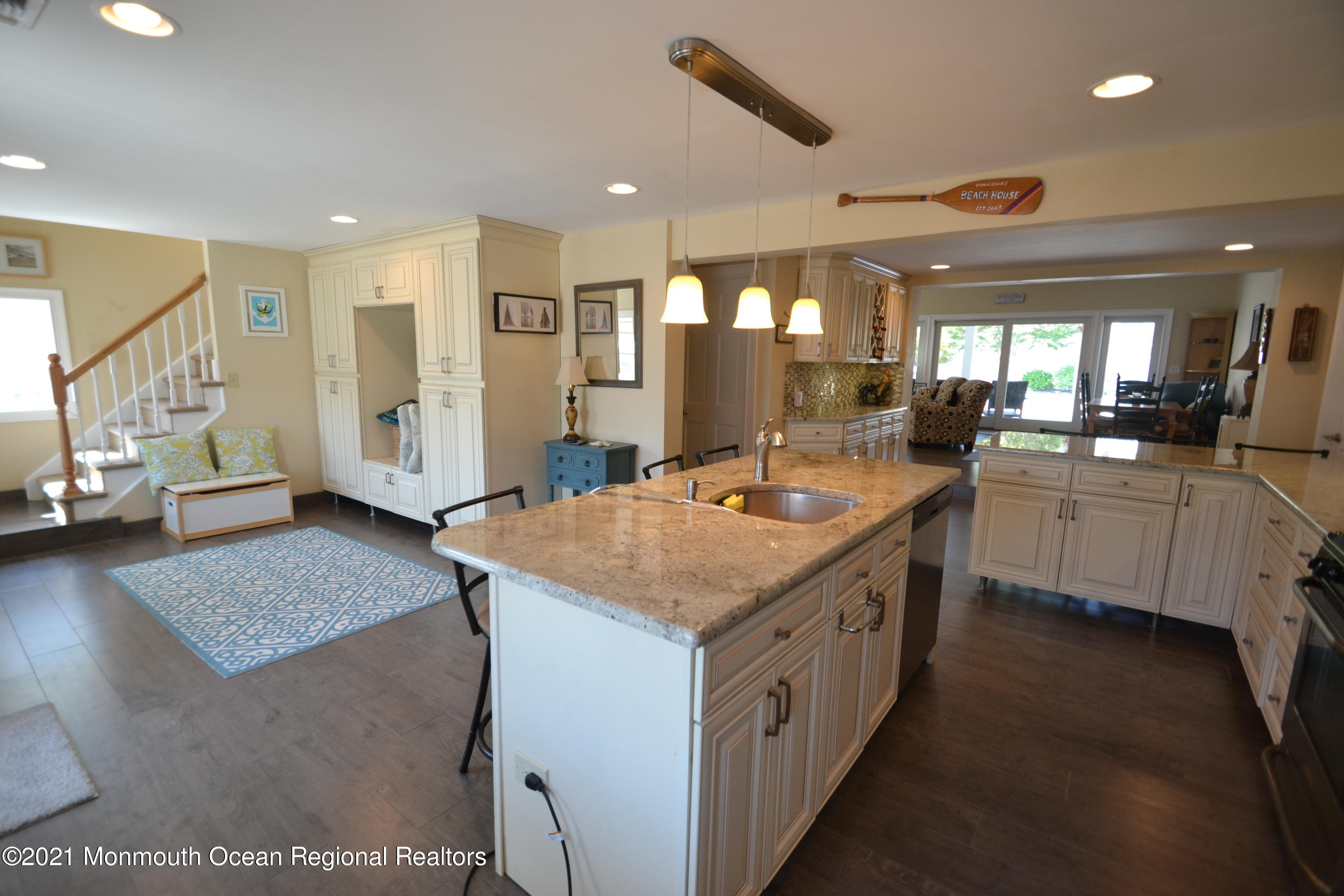 211 Washington Avenue Point Pleasant Beach, NJ 08742 - Photo 5 of 24 5