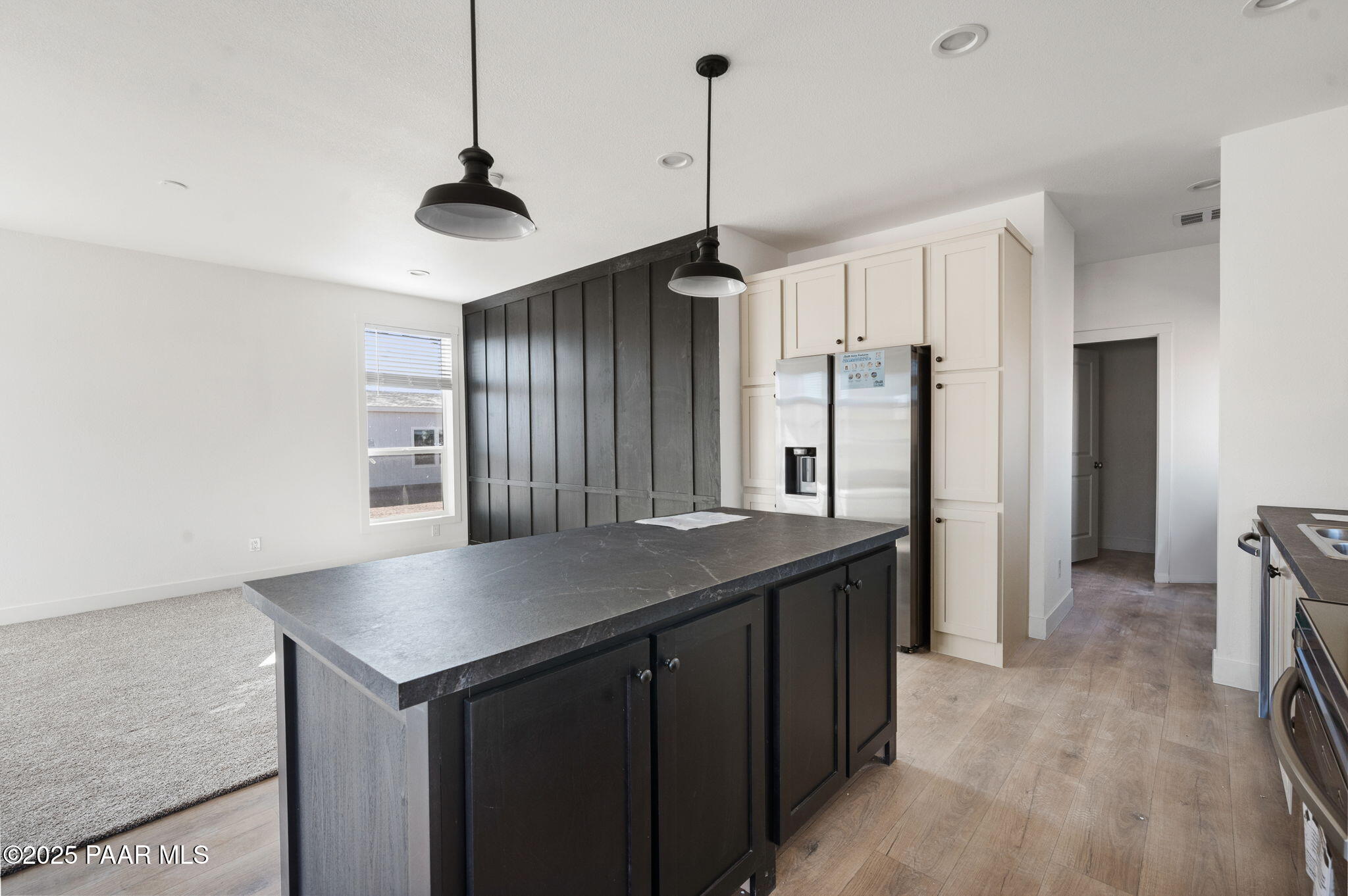 39 East Abra Road Paulden, AZ 86334 - Photo 5 of 23 10-Kitchen_3