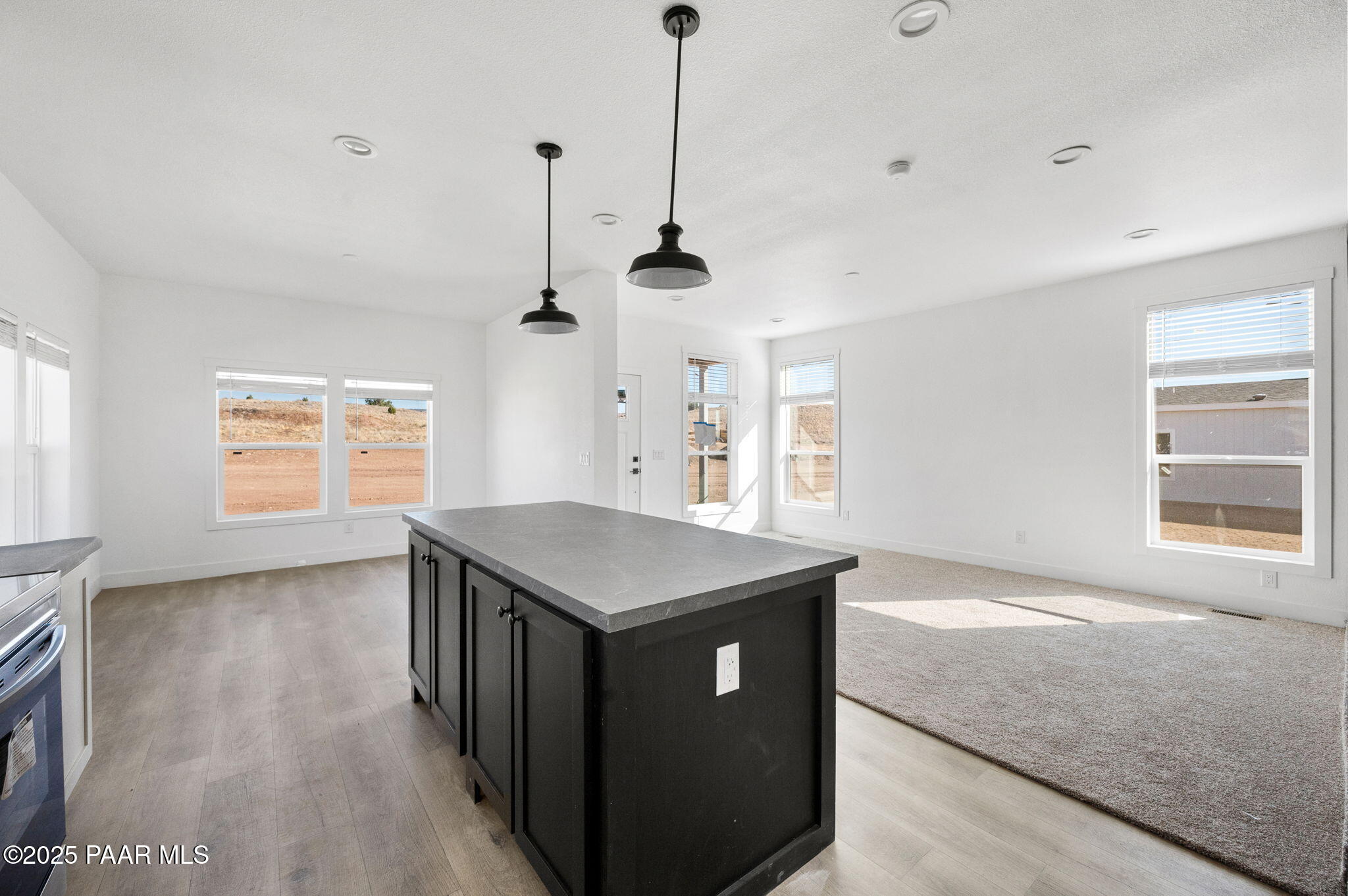 39 East Abra Road Paulden, AZ 86334 - Photo 10 of 23 18-Kitchen to Living Room
