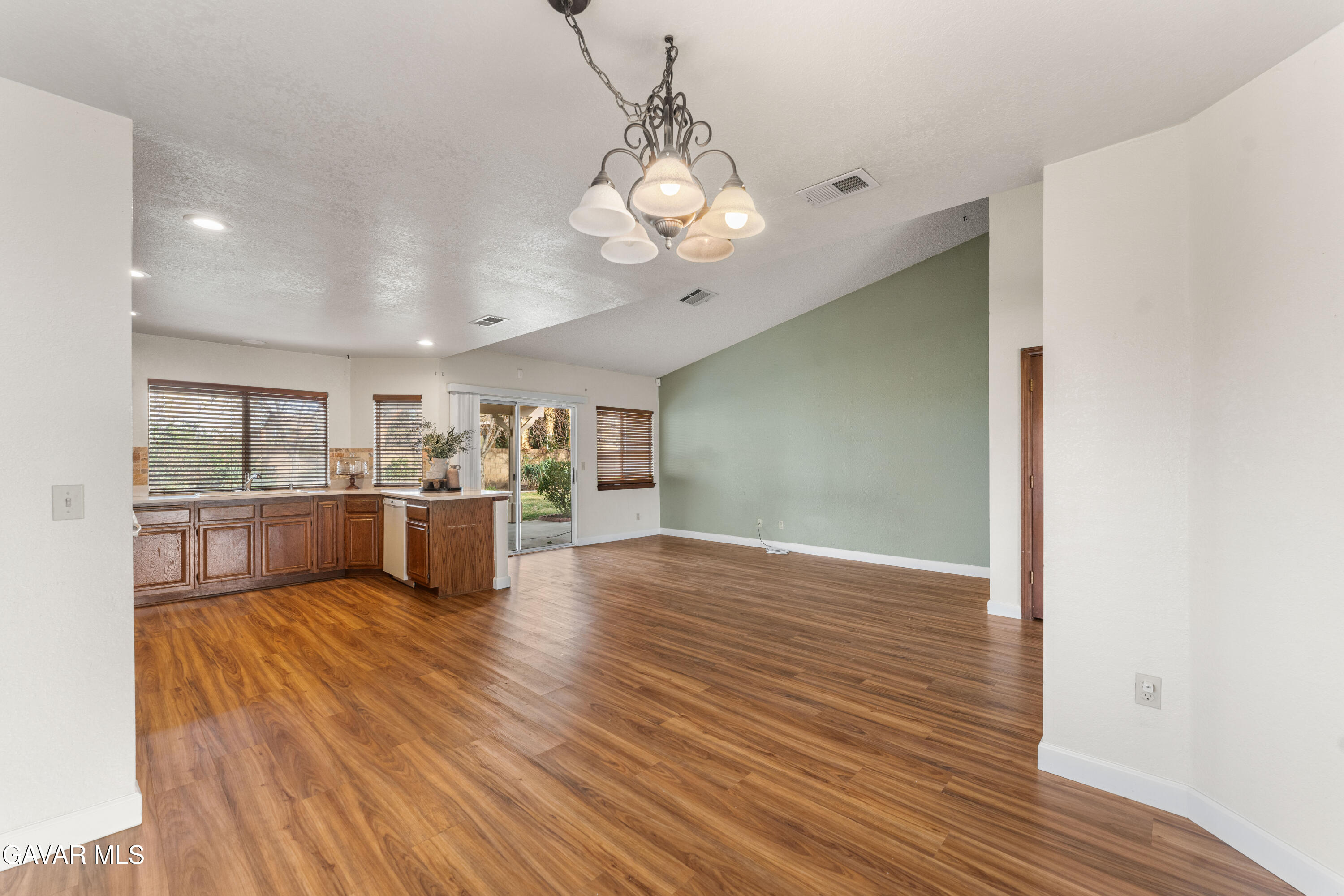 44108 Countryside Drive Lancaster, CA 93536 - Photo 21 of 55 Countryside-21