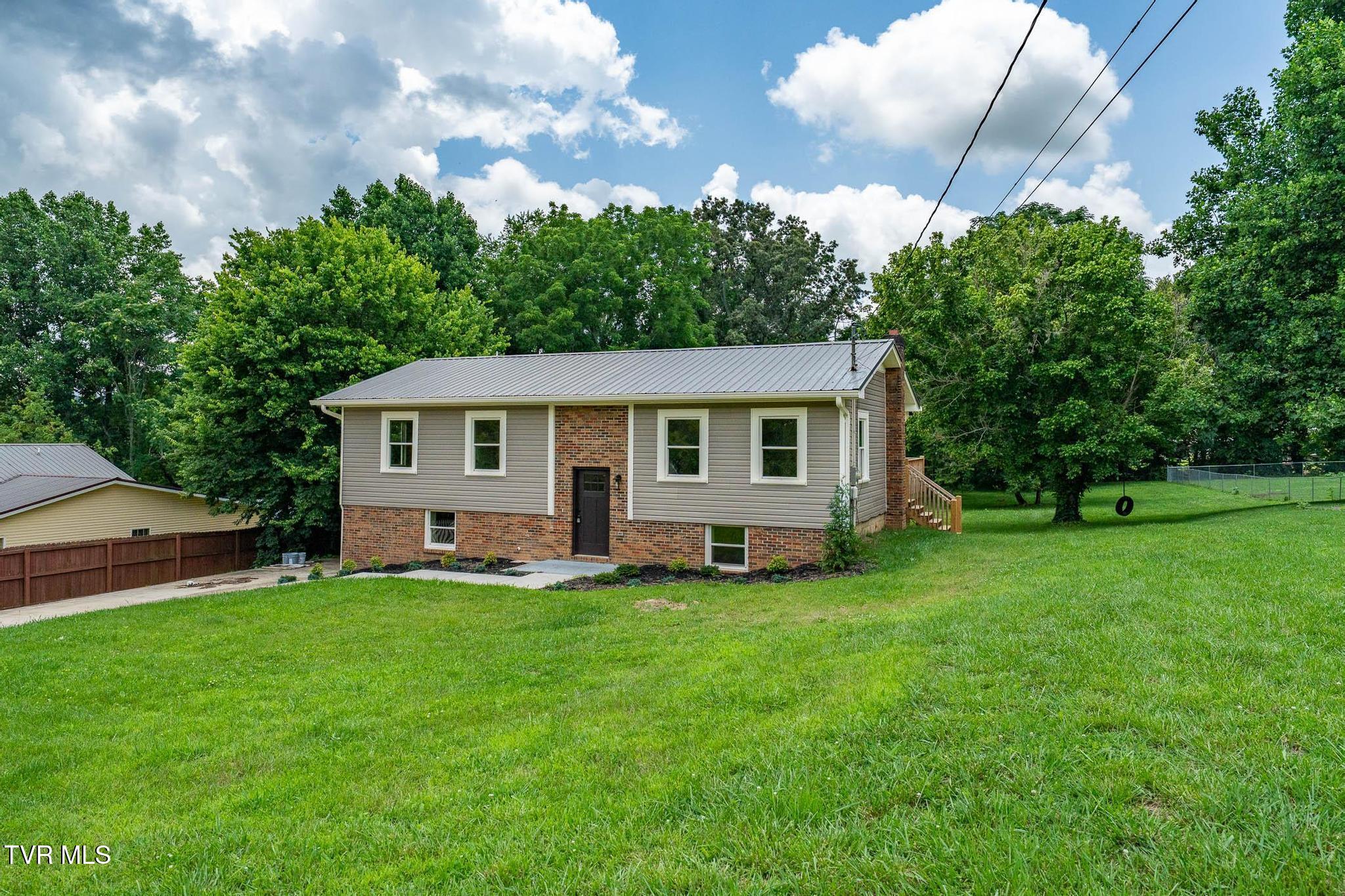 226 Dorothy Circle Limestone, TN 37681 - Photo 1 of 57 226 Dorothy Cir (3 of 28)