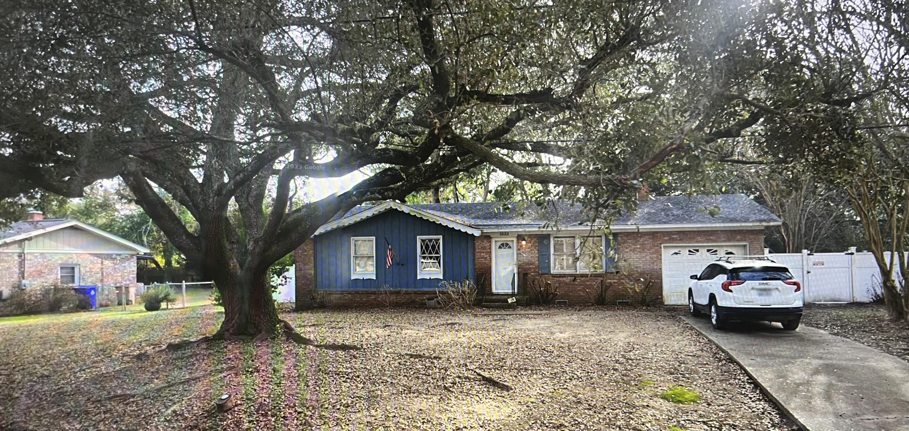 1323 Hampshire Road Charleston, SC 29412 - Photo 1 of 1 IMG_3295