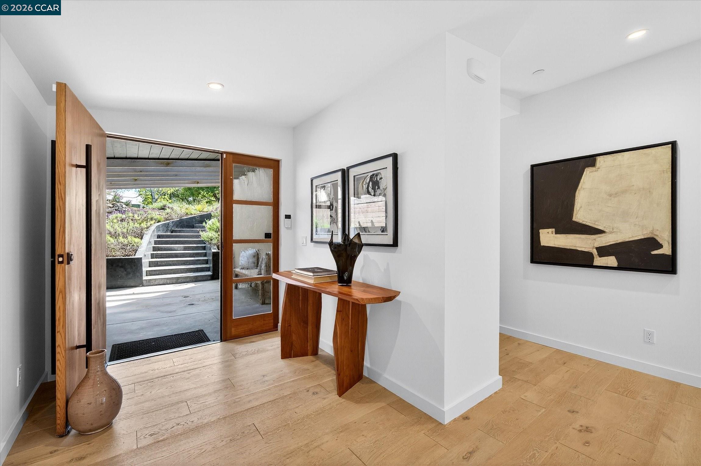 564 Tahos Road Orinda, CA 94563 - Photo 3 of 60