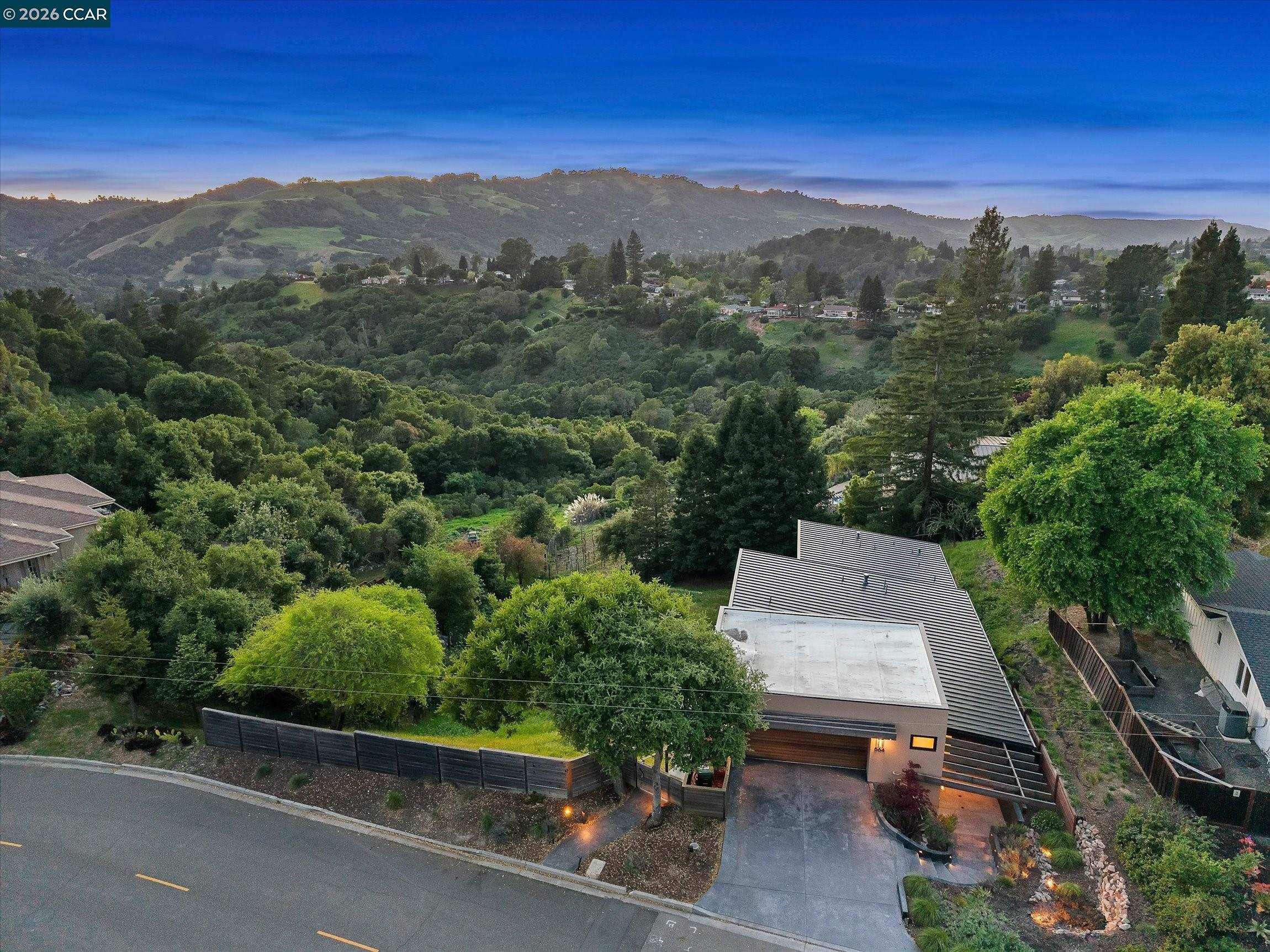 564 Tahos Road Orinda, CA 94563 - Photo 42 of 60