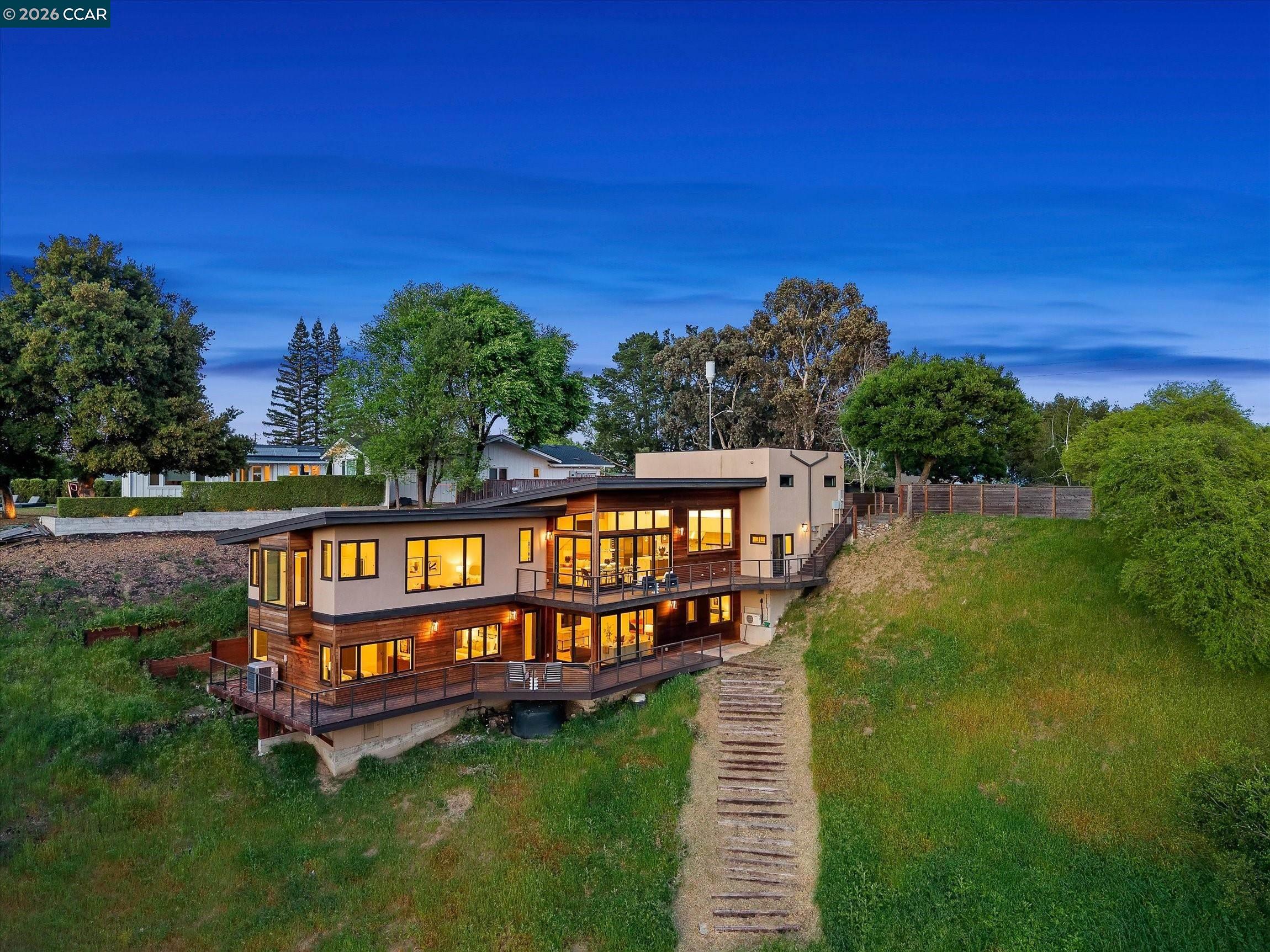 564 Tahos Road Orinda, CA 94563 - Photo 45 of 60