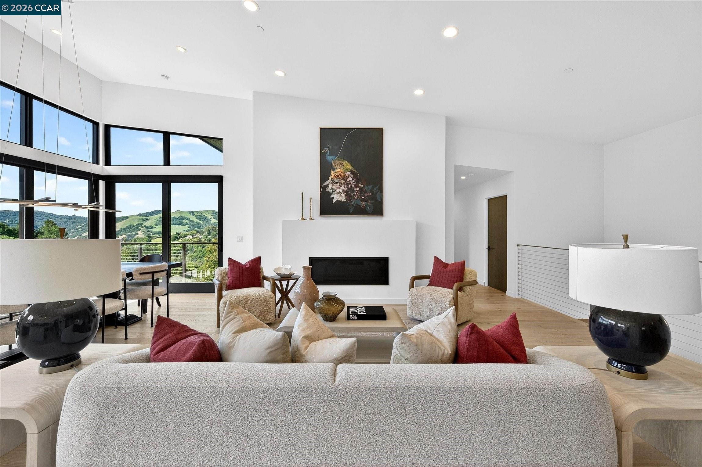 564 Tahos Road Orinda, CA 94563 - Photo 8 of 60