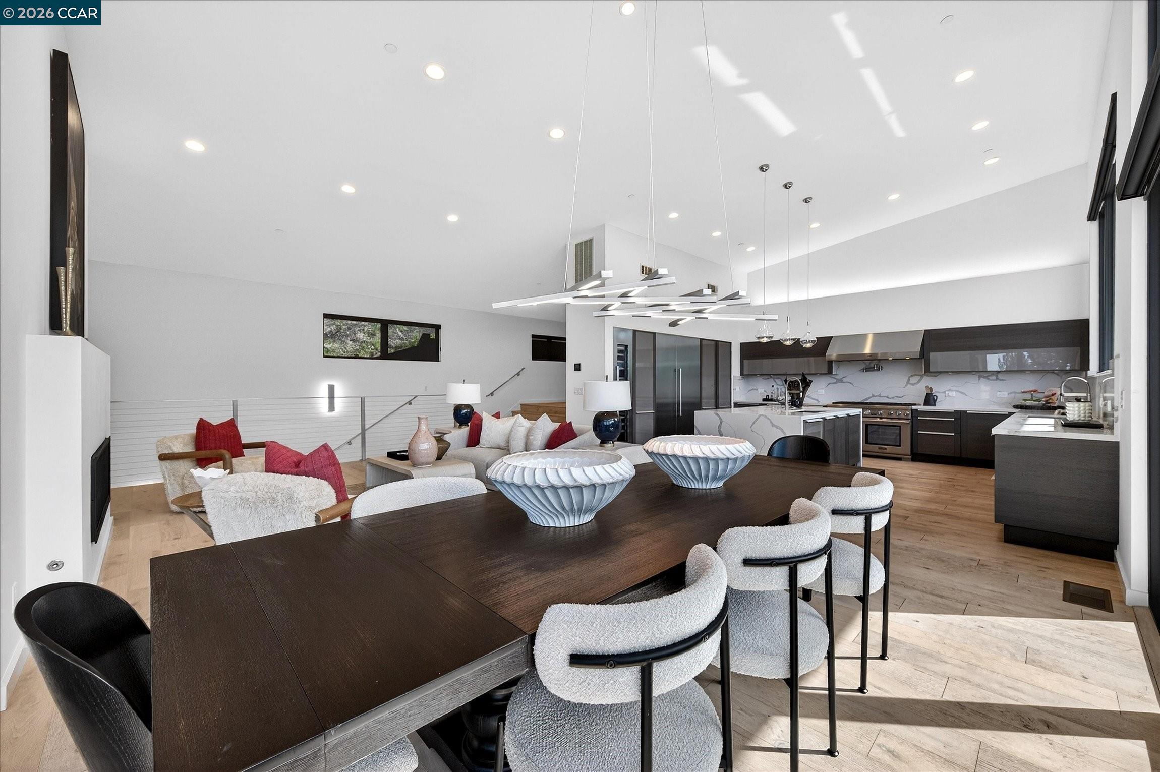 564 Tahos Road Orinda, CA 94563 - Photo 10 of 60