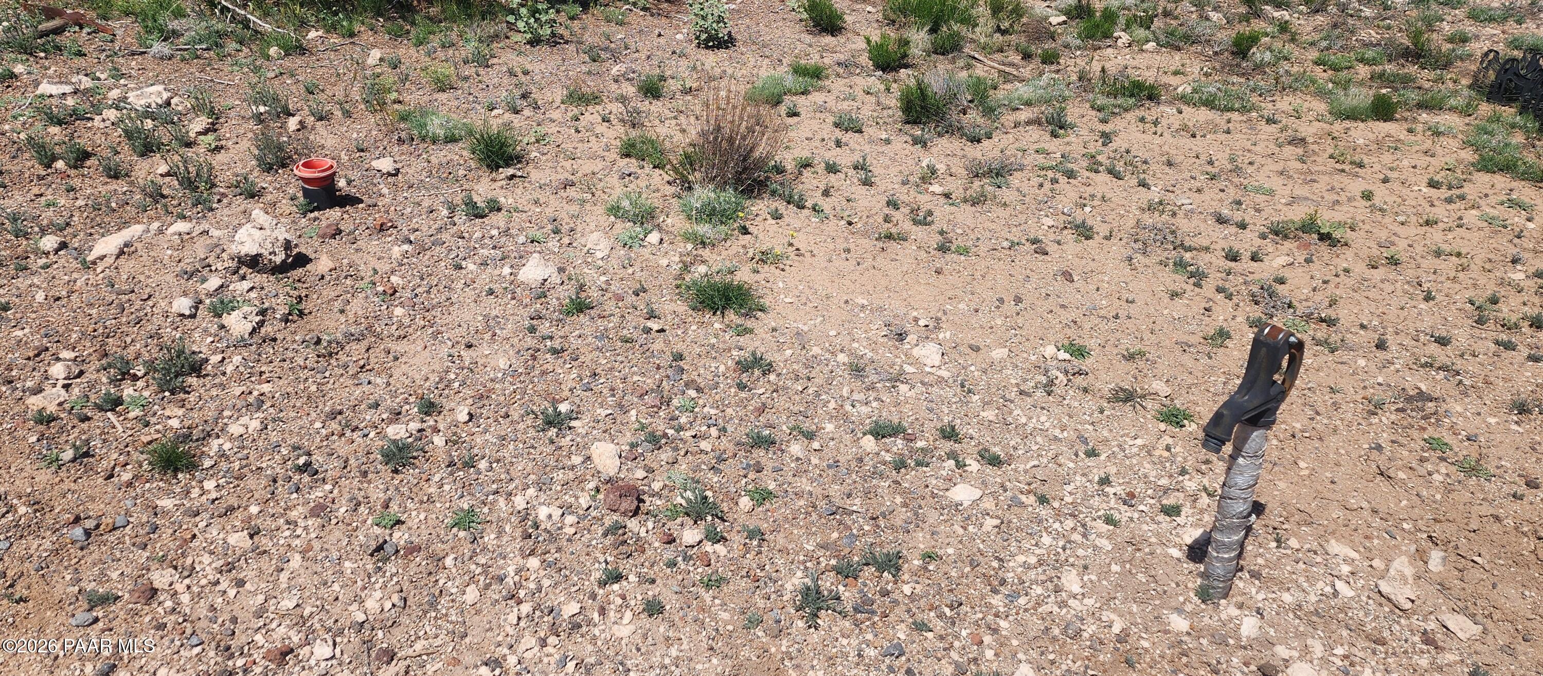 0 North Xxxxx Road Ash Fork, AZ 86320 - Photo 5 of 15 a view of a dry yard