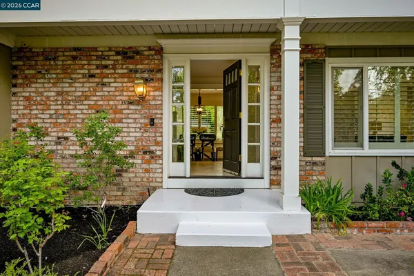 $2,215,000 | 661 Derbyshire Place, Danville, CA 94526