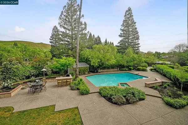 $2,215,000 | 661 Derbyshire Place, Danville, CA 94526