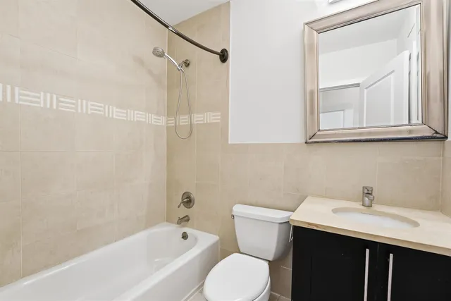 $3,000 | 405 4th Street, Unit 1A, Hoboken, NJ 07030