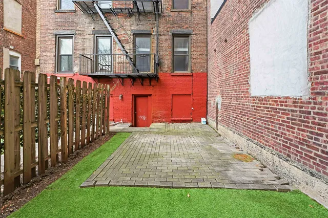 $3,000 | 405 4th Street, Unit 1A, Hoboken, NJ 07030