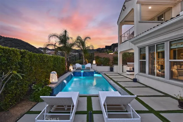 $2,075,000 | 23942 Schoenborn Street, West Hills, CA 91304