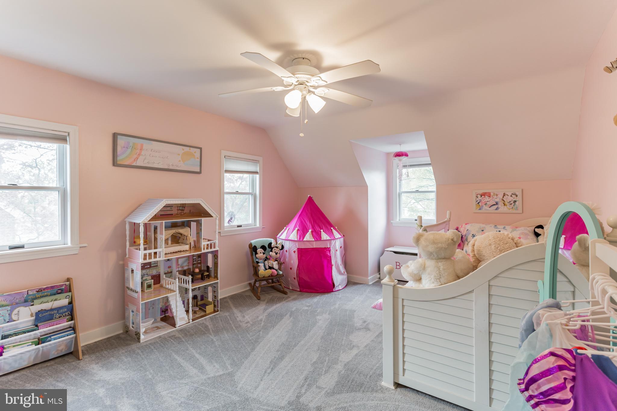 231 Valley View Road Media, PA 19063 - Photo 8 of 36