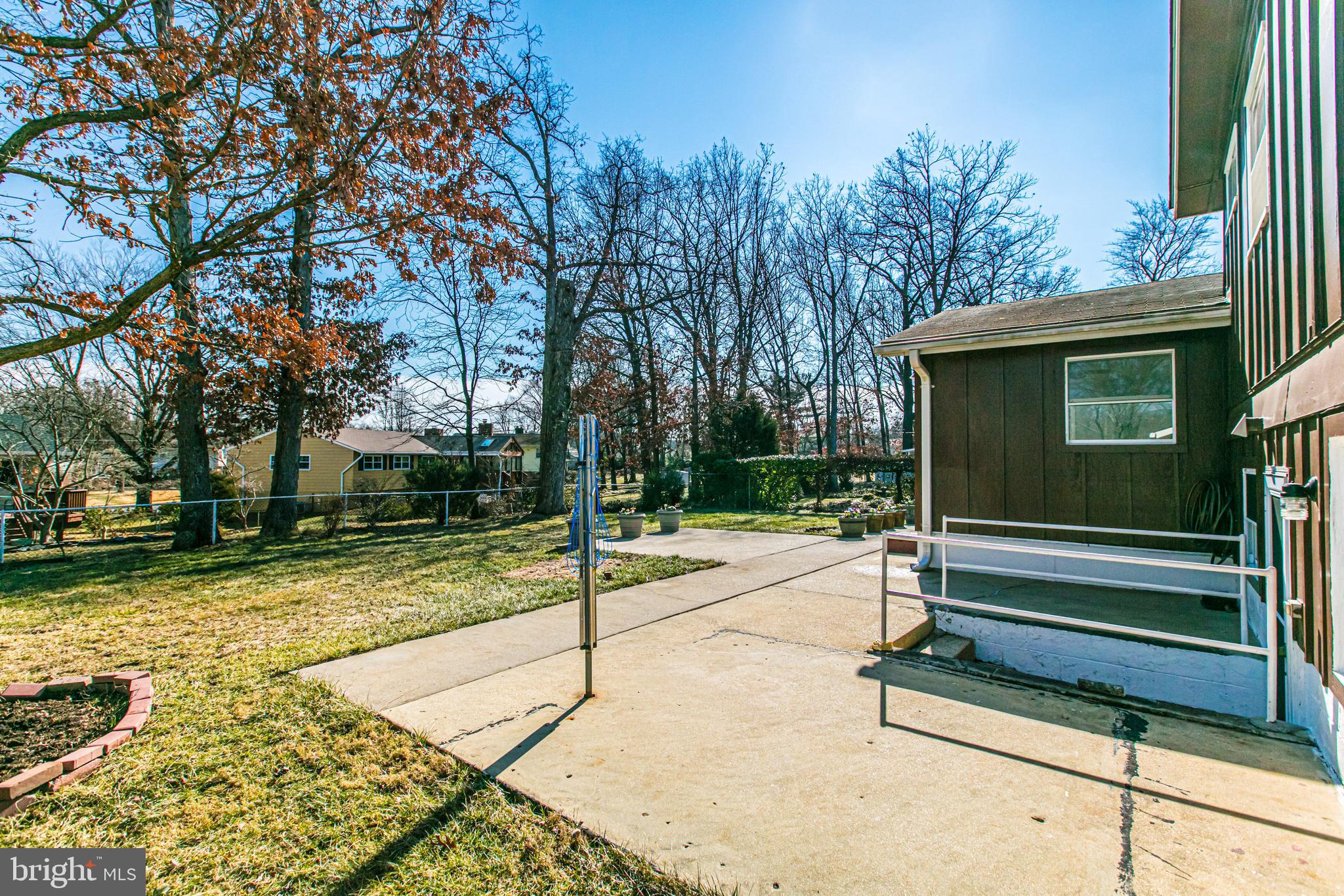6025 Frontier Drive Springfield, VA 22150 - Photo 12 of 49 Backyard