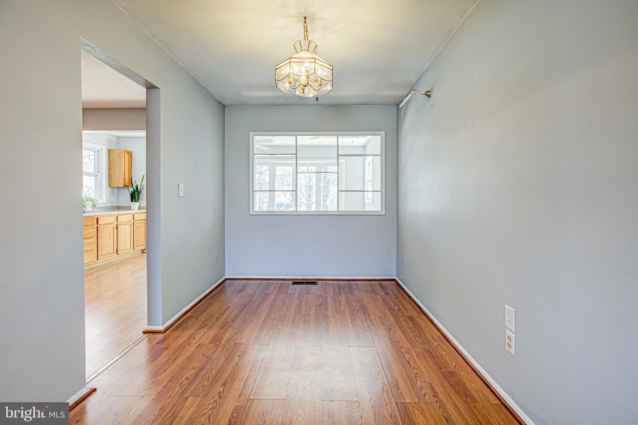 6025 Frontier Drive Springfield, VA 22150 - Photo 18 of 49 DINING AREA
