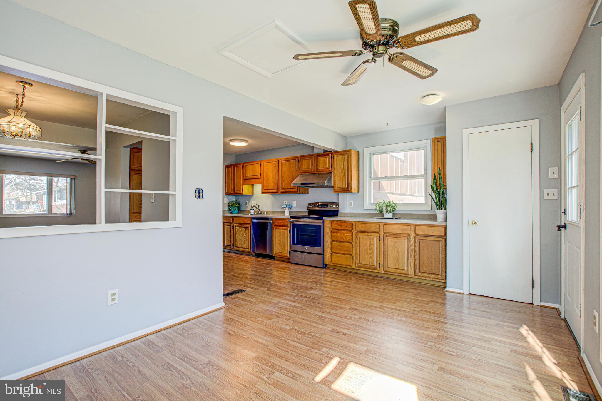 6025 Frontier Drive Springfield, VA 22150 - Photo 21 of 49 Kitchen from Sun room