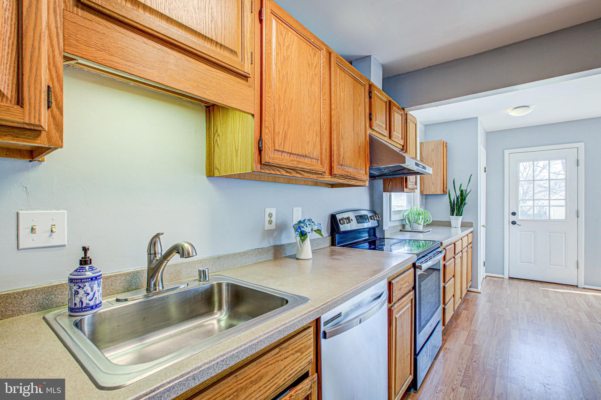 6025 Frontier Drive Springfield, VA 22150 - Photo 25 of 49